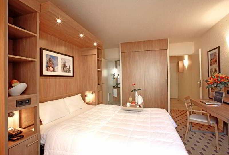 Aparthotel Citadines Kléber Strasburgo Camera foto